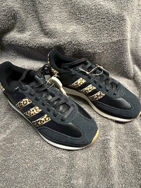 **NEW** Adidas Run 70 2.0 Black / Leopard Stripe Women’s Size 8